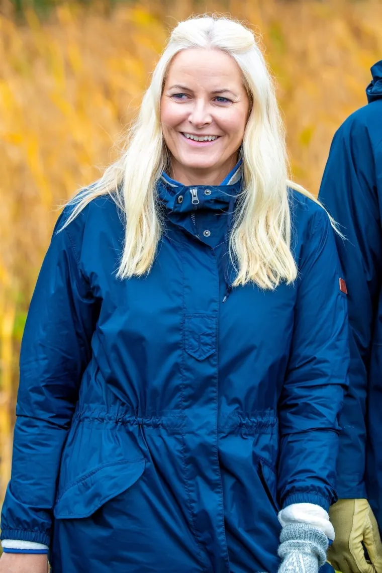 Sin joj u zatvoru zbog silovanja, ona neizlječivo bolesna: Tko je norve&scaron;ka princeza Mette-Marit?