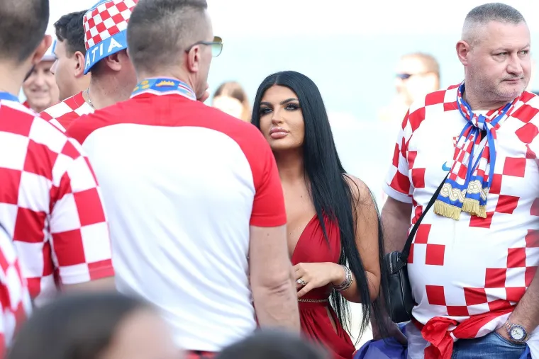 Vatrena Magdalena spremna za utakmicu: Atraktivna Hrvatica ovako izgleda bez trunke Photoshopa