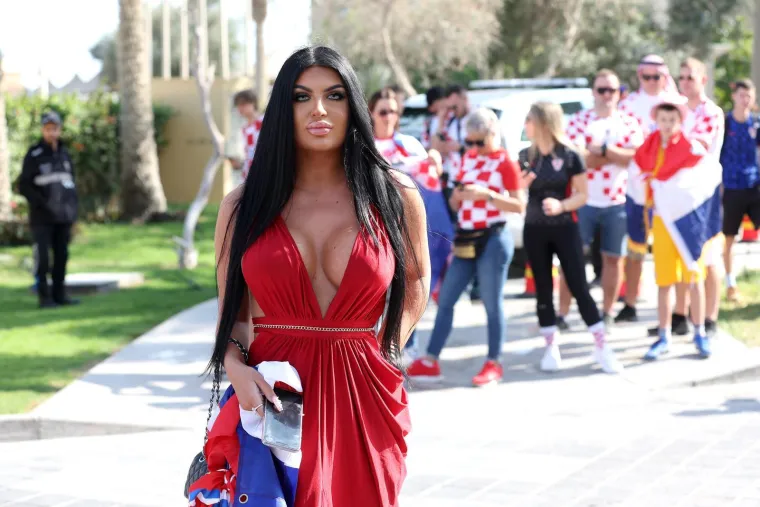 Vatrena Magdalena spremna za utakmicu: Atraktivna Hrvatica ovako izgleda bez trunke Photoshopa
