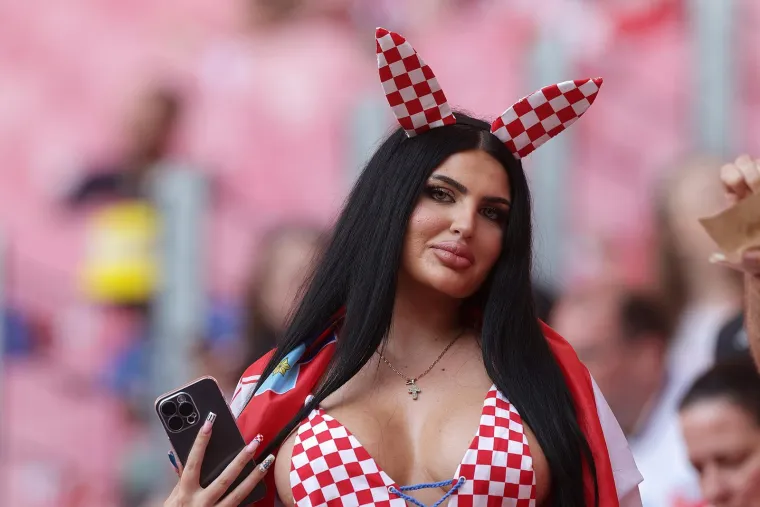 Vatrena Magdalena spremna za utakmicu: Atraktivna Hrvatica ovako izgleda bez trunke Photoshopa