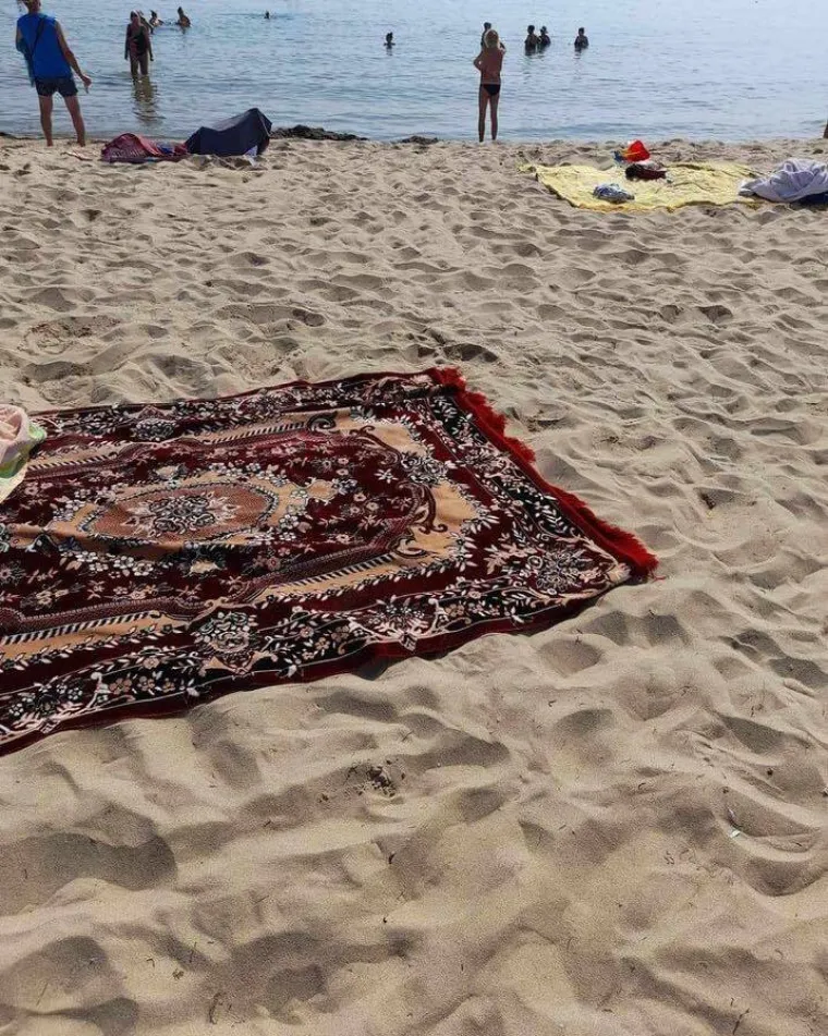 Stranci bi mislili da je &scaron;ala, ali ovako izgleda balkansko ljetovanje bez ikakvog filtera
