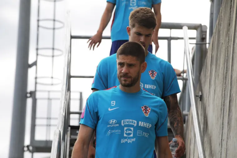 Pogodi igrača po broju dresa i dokaži da zna&scaron; sve o na&scaron;im nogometnim reprezentativcima na kvizu