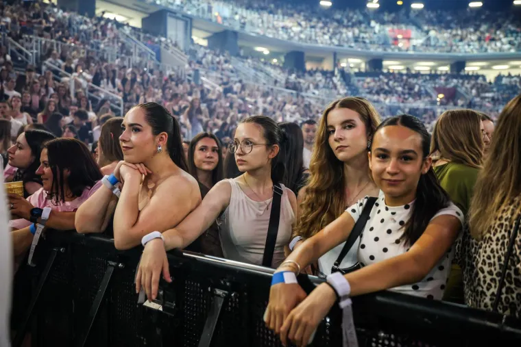 Pogledajte &scaron;to je napravio Jakov Jozinović u Areni: Posebna go&scaron;ća otela pažnju kamere