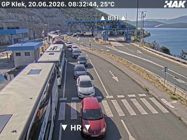 Počele su gužve: Pojačan promet prema moru, mogući zastoji i kolone