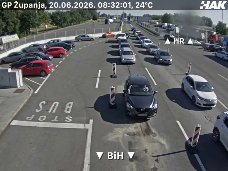 Gužve prema Jadranu: Kolone vozila protežu se kilometrima