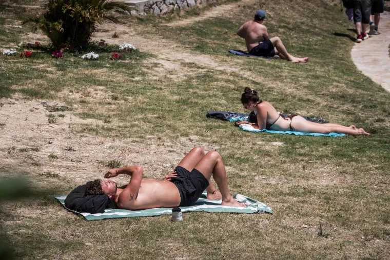 More je danas glavno okupljali&scaron;te, blago onima koji su tamo! Ovo su scene iz Splita i Dubrovnika