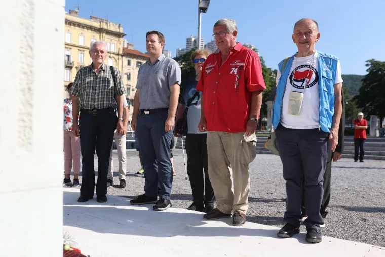 Od Posavine preko Kvarnera do Dalmacije: Poklonili se partizanima, pogledajte ove slike