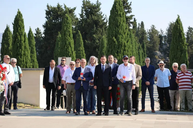 Od Posavine preko Kvarnera do Dalmacije: Poklonili se partizanima, pogledajte ove slike