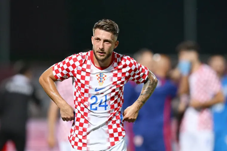 Koliko na&scaron;ih nogometa&scaron;a može&scaron; prepoznati na temelju slika iz djetinjstva? Dokaži se na kvizu