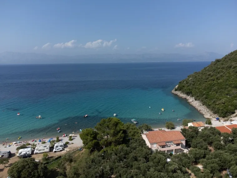 Svjetski mediji bruje o ovih 14 najljep&scaron;ih hrvatskih plaža: Skrivaju vi&scaron;e od sunca i mora