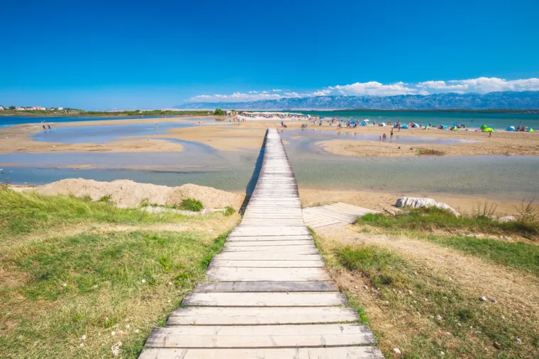 Svjetski mediji bruje o ovih 14 najljep&scaron;ih hrvatskih plaža: Skrivaju vi&scaron;e od sunca i mora