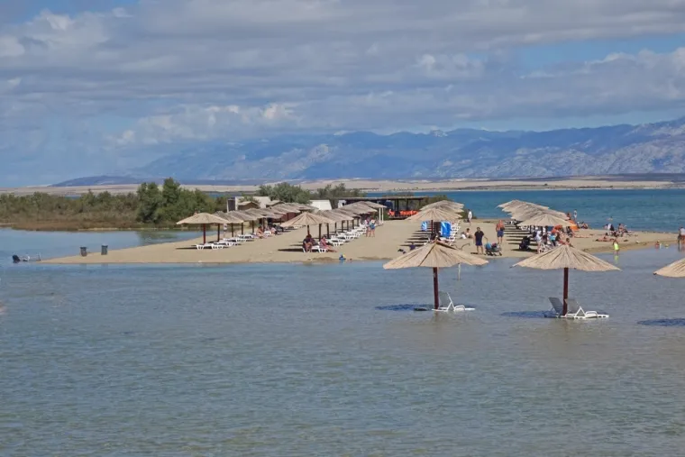 Svjetski mediji bruje o ovih 14 najljep&scaron;ih hrvatskih plaža: Skrivaju vi&scaron;e od sunca i mora
