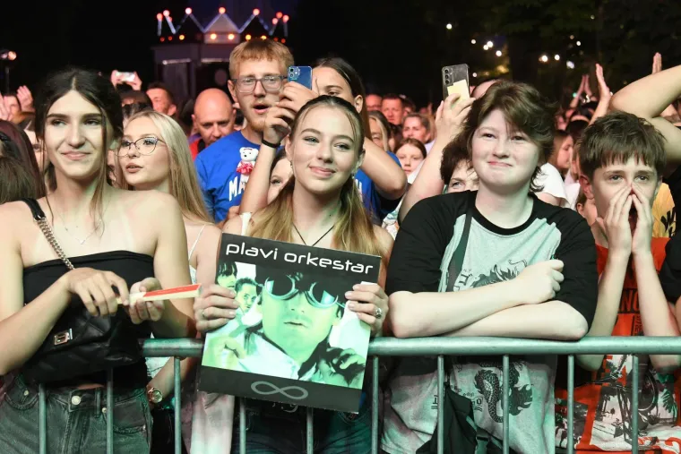 Plavi Orkestar i Severina zapalili Bjelovar: Ali delirij je nastao kad je pala prosidba!