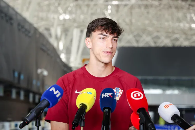 Tko vam je najzgodniji Vatreni? Pogledajte galeriju i odaberite svog favorita
