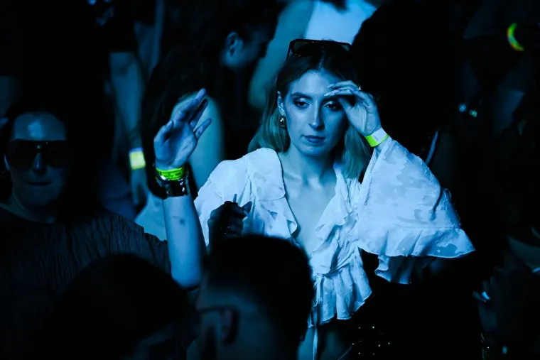 Slavni influenceri nisu im ni blizu: Hrvatice na koncertu Black Eyed Peasa u festivalskim izdanjima