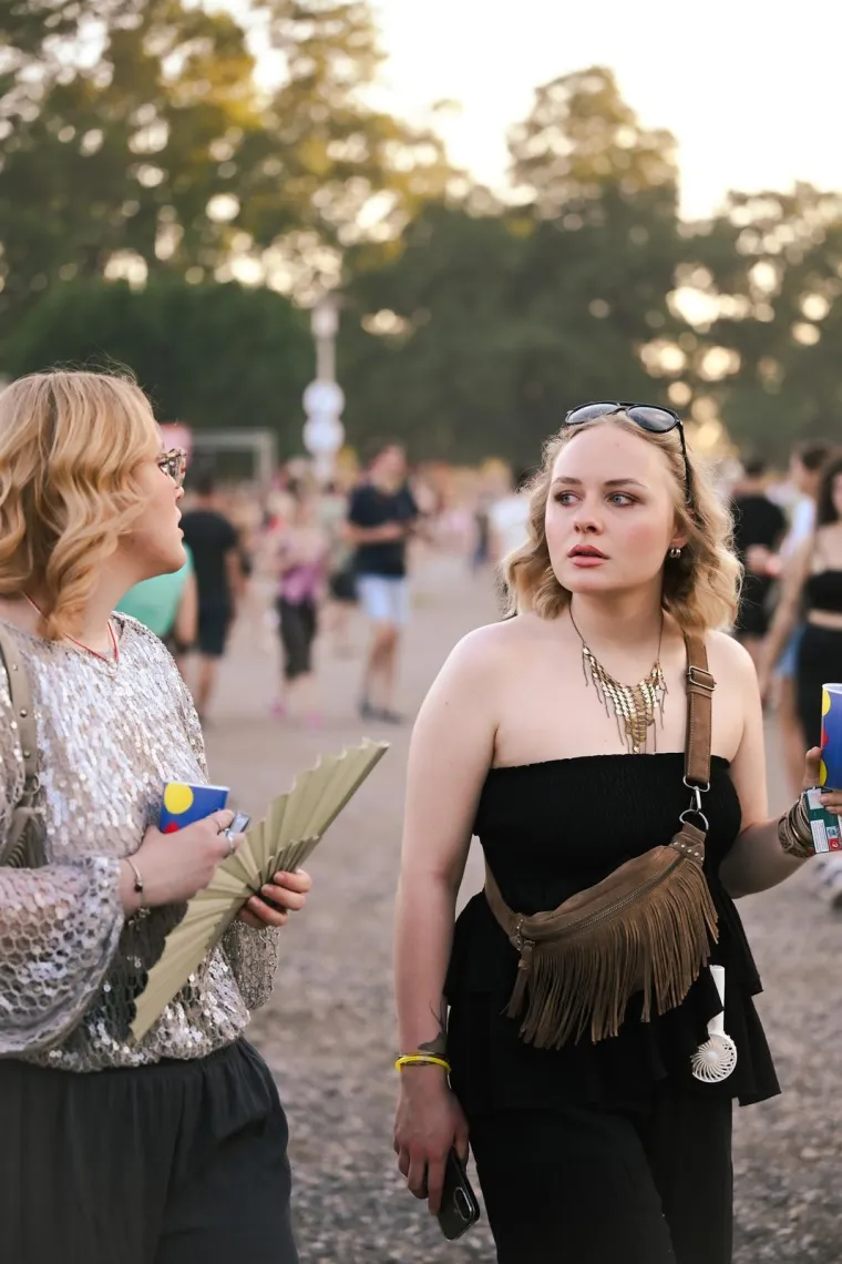 Slavni influenceri nisu im ni blizu: Hrvatice na koncertu Black Eyed Peasa u festivalskim izdanjima
