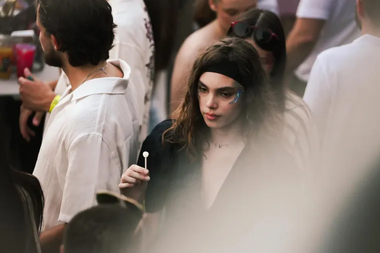 Slavni influenceri nisu im ni blizu: Hrvatice na koncertu Black Eyed Peasa u festivalskim izdanjima