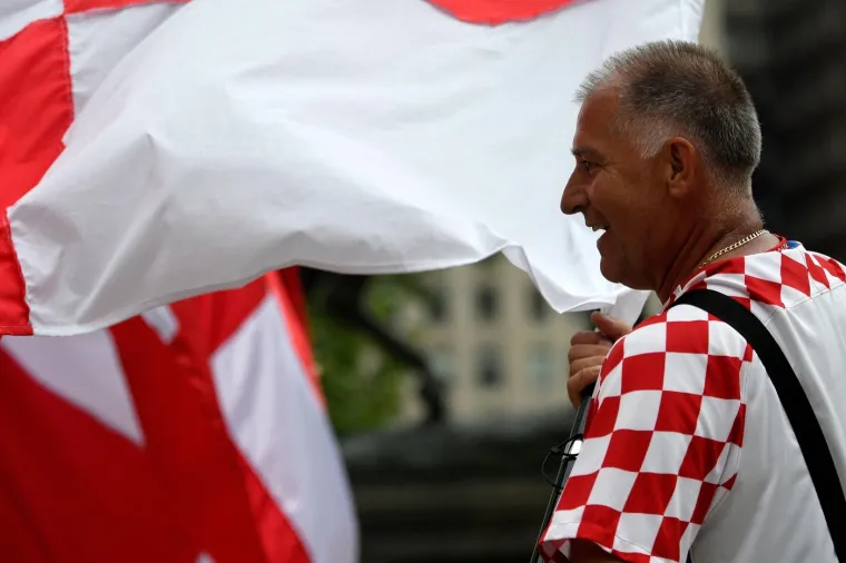 Preuzeli smo Philadelphiju! Ivana Knoll u prvom redu, ali zasjenila ju je plavokosa navijačica