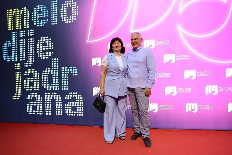Glazba, glamur i poznata lica: Ovako je izgledala zavr&scaron;na večer Melodija Jadrana