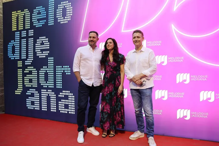 Tko je lijepa supruga Tončija Glavine? Zbog ljubavi napustila SAD i preselila u Dalmaciju