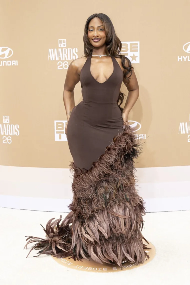 Sve su oči bile uprte u njih: O ovim se outfitima s BET Awardsa najvi&scaron;e priča