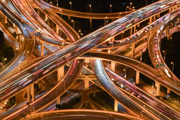 Ceste budućnosti ili osveta inženjera? Ovi zapetljanci zbunili bi i najiskusnije vozače