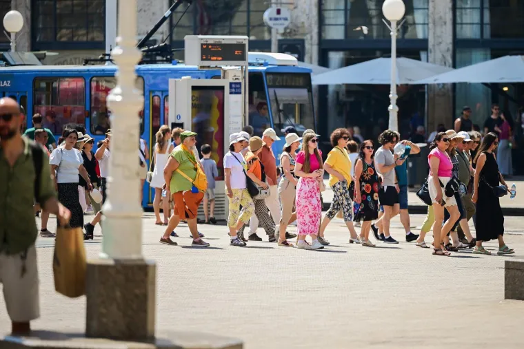 Dva se grada upravo 'kuhaju' na preko 37 stupnjeva! Ovo su prizori iz centra Zagreba