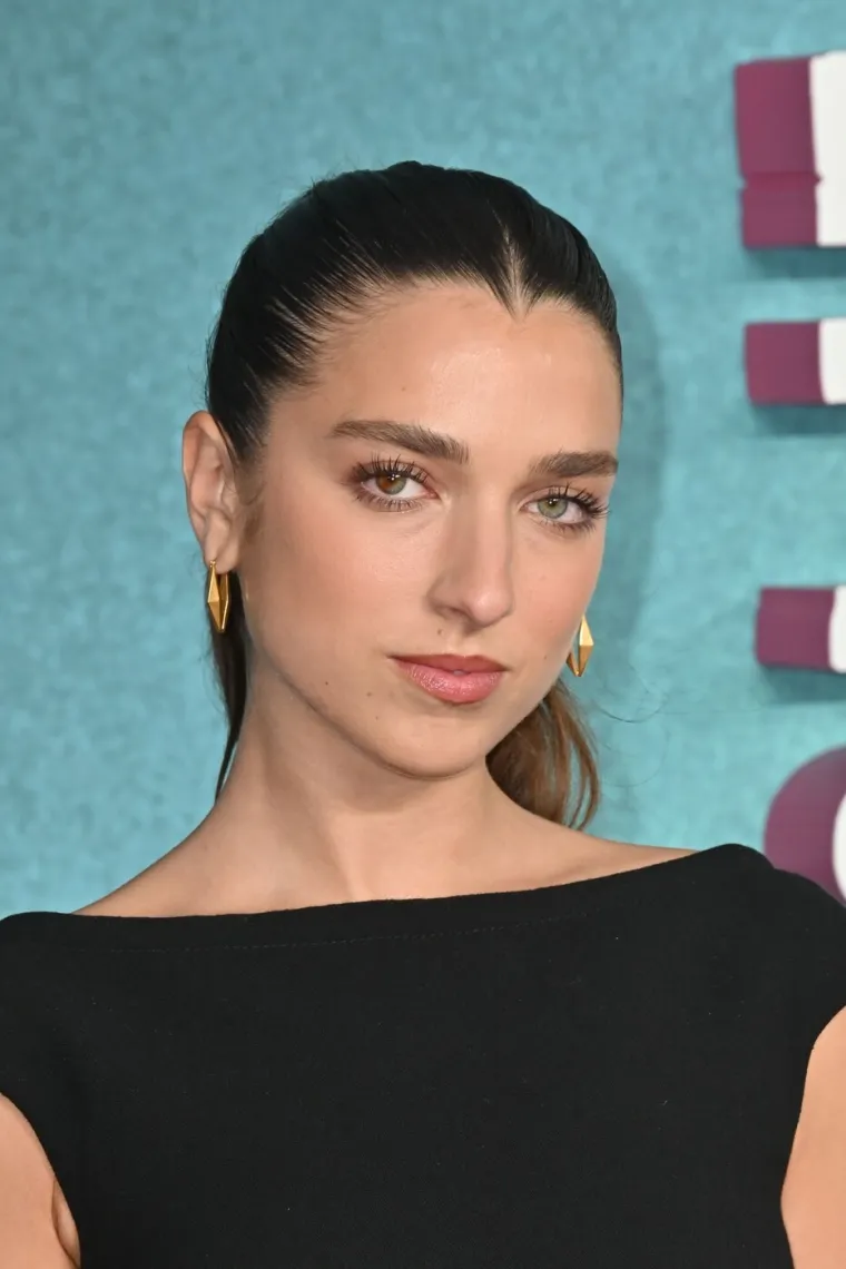 Jeste li znali da Dua Lipa ima sestru manekenku? Zanosna je ljepotica jedinstvenih očiju