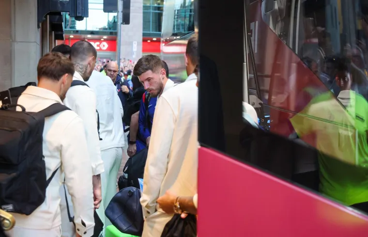 Vatreni stigli u Toronto i odmah ukrali pažnju navijača ovim elegantnim izdanjem
