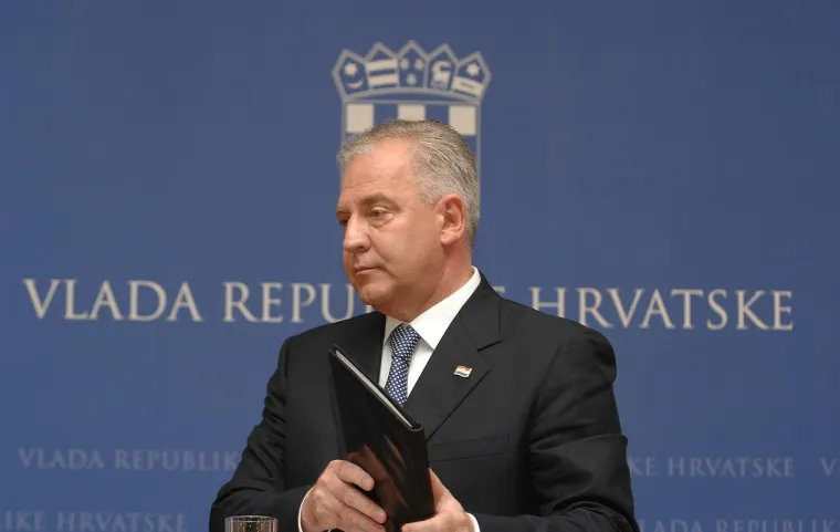 Sjećate li se tog dana? Ivo Sanader sve je &scaron;okirao: 'Ja sam svoju dionicu odradio'