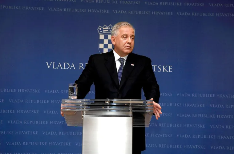 Sjećate li se tog dana? Ivo Sanader sve je &scaron;okirao: 'Ja sam svoju dionicu odradio'