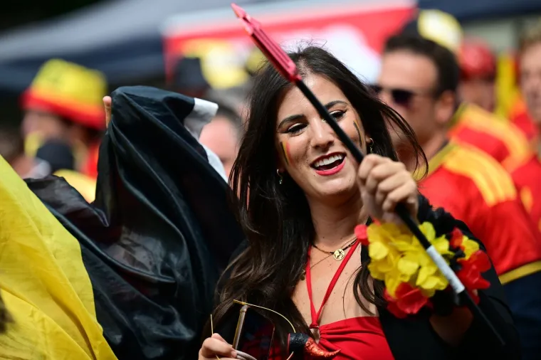 Krumpirići i strip-junaci navijaju za Belgiju, ali supruge nogometa&scaron;a su ukrale pažnju
