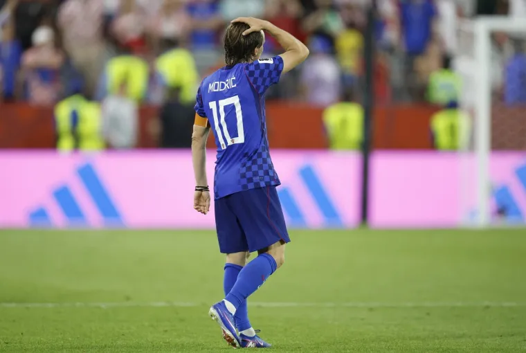 Utučeni Modrić i Vatreni: Luki nakon bolnog poraza pri&scaron;ao i Ronaldo! Ovo niste vidjeli na TV-u