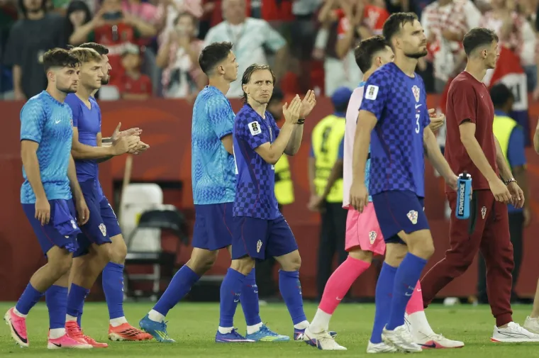 Utučeni Modrić i Vatreni: Luki nakon bolnog poraza pri&scaron;ao i Ronaldo! Ovo niste vidjeli na TV-u