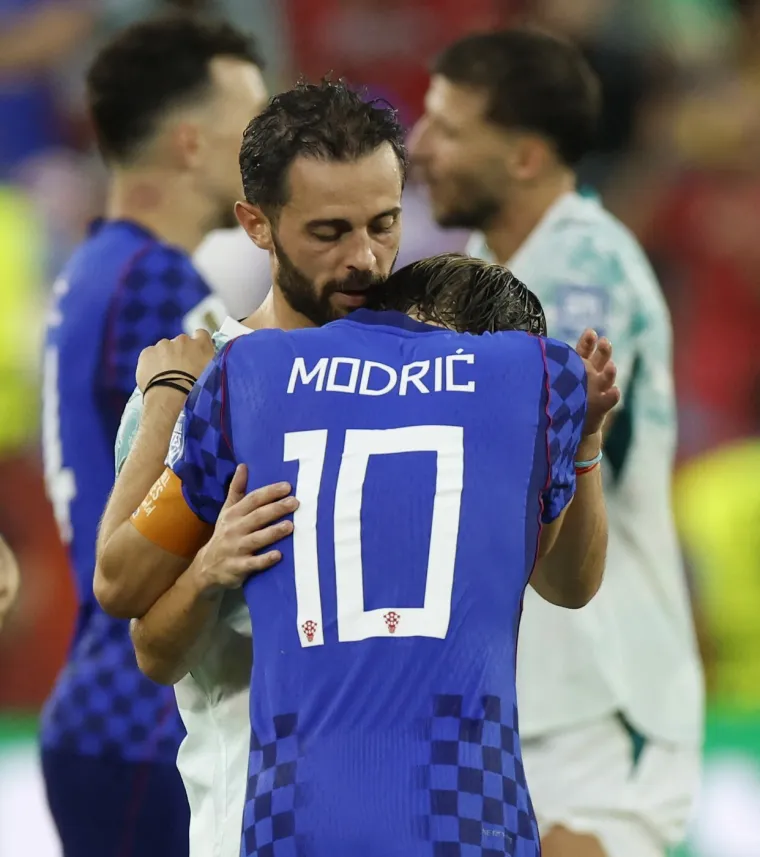 Utučeni Modrić i Vatreni: Luki nakon bolnog poraza pri&scaron;ao i Ronaldo! Ovo niste vidjeli na TV-u
