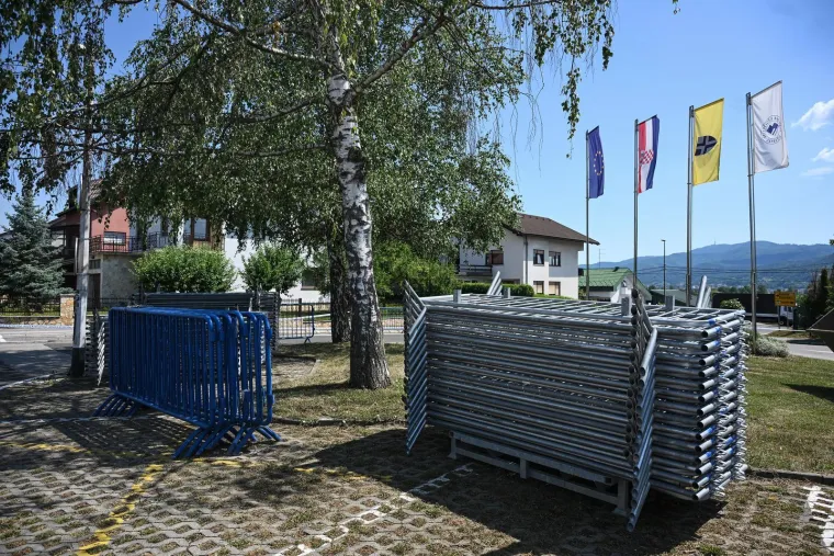 Odbrojava se do velikog Thompsonovog koncerta: Ovako danas izgleda pozornica u Zapre&scaron;iću