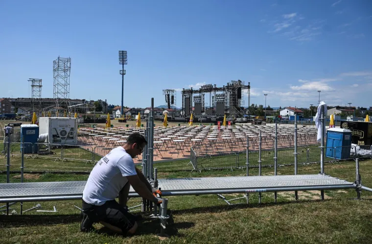 Odbrojava se do velikog Thompsonovog koncerta: Ovako danas izgleda pozornica u Zapre&scaron;iću