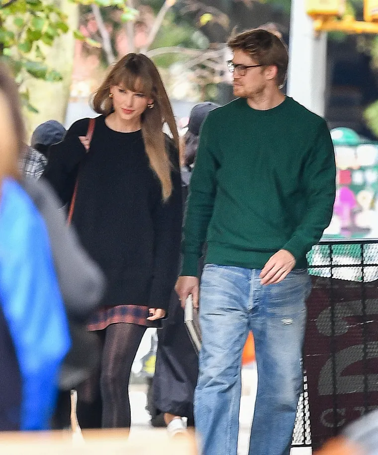 Sve ljubavi Taylor Swift: Prvi dečko je ostavio nakon telefonskog poziva od 25 sekundi
