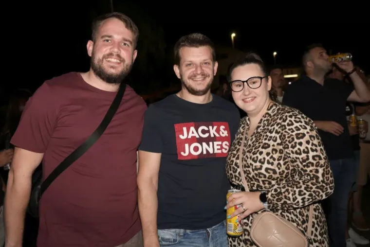 Jelena Rozga održala koncert za pamćenje, publika u potpunom transu plesala do kasnih sati