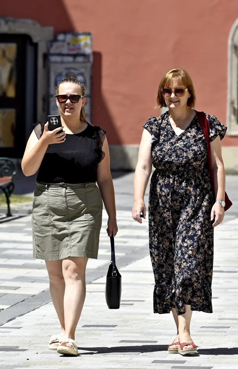 Dok temperature rastu, Varaždinke biraju provjereni klasik: Lepr&scaron;ave haljine preuzele su &scaron;picu