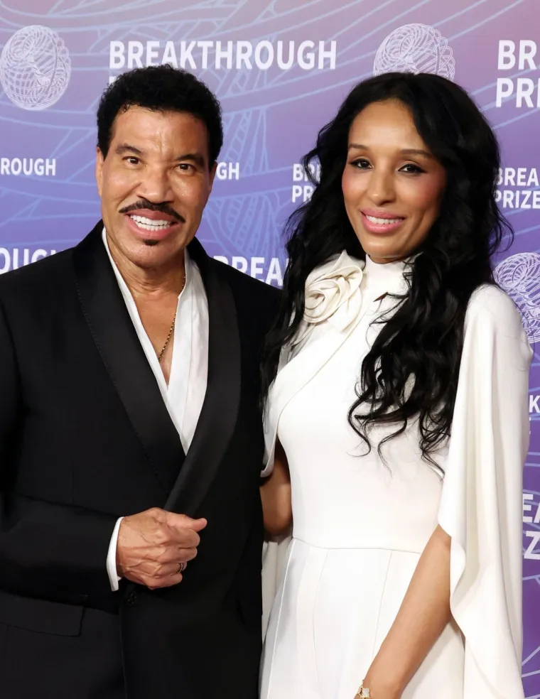 Da, to je Lionel Richie, vi&scaron;e ne liči na sebe: 'Bojim se da me možda Bog ne bi prepoznao'