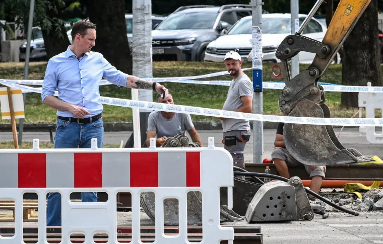 Pogledajte scene s križanja Savske i Vukovarske: Inspektorat zatvorio jo&scaron; dva gradili&scaron;ta