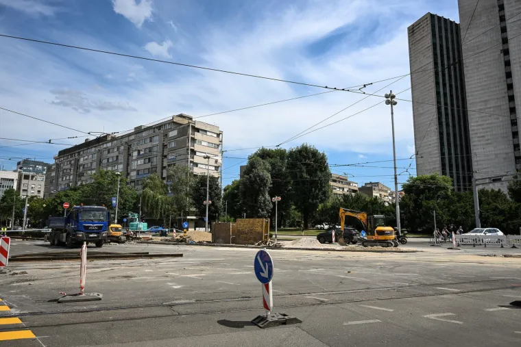 Pogledajte scene s križanja Savske i Vukovarske: Inspektorat zatvorio jo&scaron; dva gradili&scaron;ta