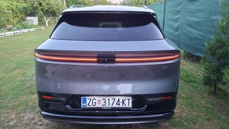 'Koliko mu treba do stotke?' Odgovor je ostavio vozača pokraj nas bez riječi