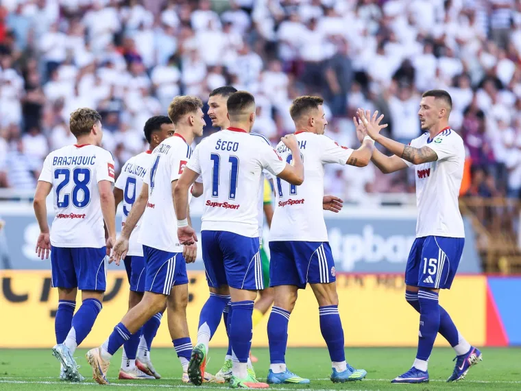 Pogledajte &scaron;to je Livaja radio na klupi dok je Hajduk igrao protiv Žiline