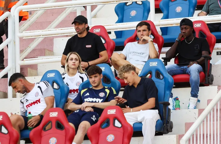 Pogledajte &scaron;to je Livaja radio na klupi dok je Hajduk igrao protiv Žiline