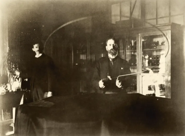 Je li Nikola Tesla zavirio u budućnost? Ovo je predvidio za 21. stoljeće, ne&scaron;to se već ostvarilo