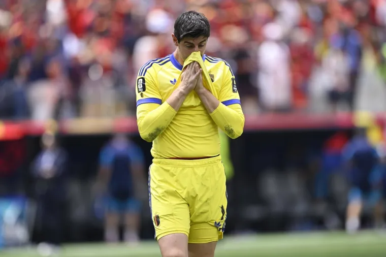 Courtois se ozlijedio i u suzama napustio teren: Emotivni opro&scaron;taj od Mundijala slomio Belgiju