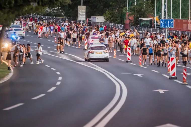 Jutro nakon Ultre: More posjetitelja preplavilo Split nakon spektakularne prve večeri festivala