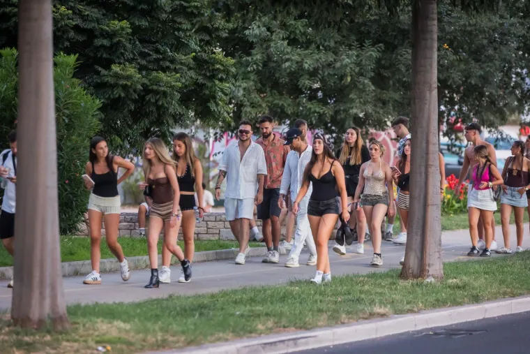 Jutro nakon Ultre: More posjetitelja preplavilo Split nakon spektakularne prve večeri festivala